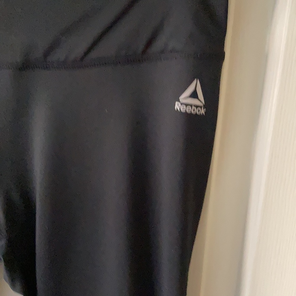 Capri black Reebok workout pants large - Picture 2 of 7